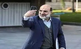 علی عسکری رسما کارش در پتروشیمی را آغاز کرد