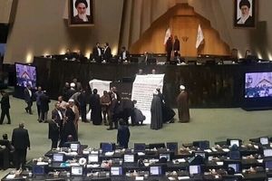 شیوه تندروهای سیاسی در هفته های اخیر چگونه بود؟/ از شهیدِ آبرو خواندن کاظم صدیقی تا تشبیه مخالفان به گوساله‌پرست