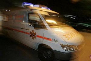 تصادف آمبولانس با اتوبوس در جاده بندرعباس به کهورستان