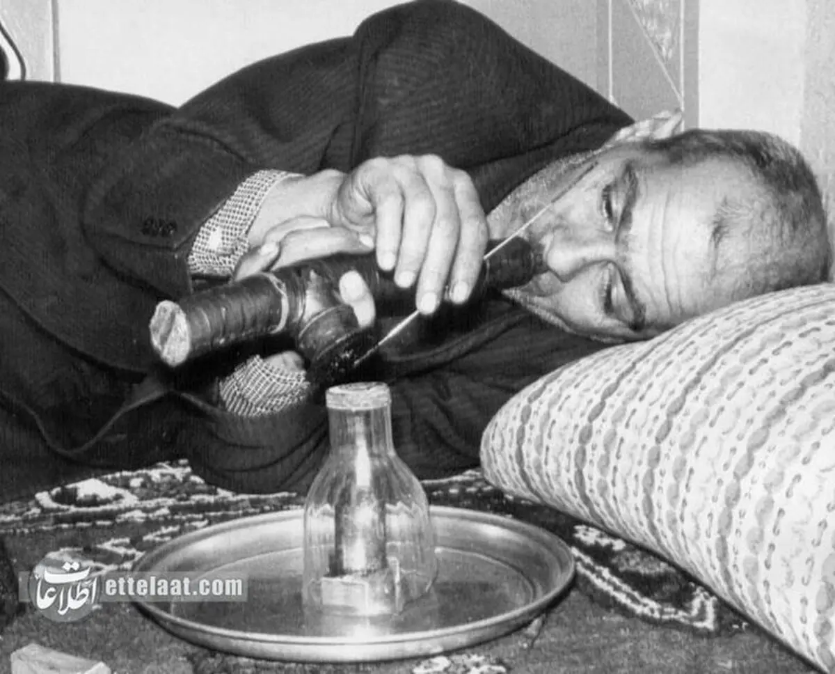 عکس‌های تکان‌دهنده از شیره‌کش‌خانه‌های تهران در دهه ۳۰