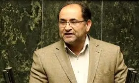 واکنش یک نماینده به حکم تبعید یک روزنامه نگار