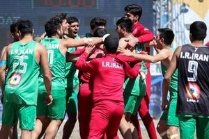 حضور هندبالیست های ساحلی نوجوان ایران در جمع 4 تیم بهتر جهان


