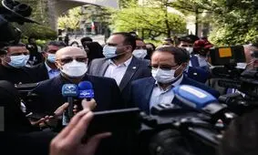 واکنش وزیر علوم به اعتراضات برخی دانشجویان دانشگاه ها درباره پوشش: باید بپذیرند که ورود به هر مکانی شرایط خاص خودش را دارد / اگر تبعیت نکنند، طبق قانون باید مجاب شوند