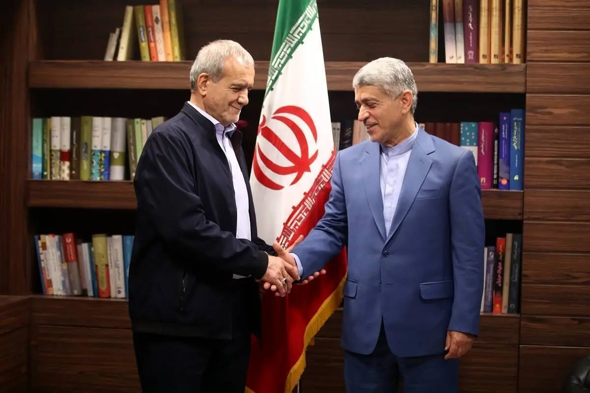 سورپرایز پزشکیان و طیب نیا برای کارمندان، حقوق بگیران و کسبه/ ویدئو