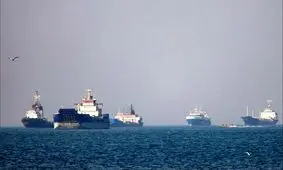 هشدار نیروی دریایی سپاه درباره نحوه تردد شناورها از تنگه هرمز


