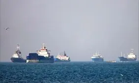 هشدار نیروی دریایی سپاه درباره نحوه تردد شناورها از تنگه هرمز

