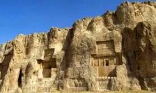 چرا آرامگاه داریوش بزرگ جای ۹ قبر دارد؟/ ویدئو