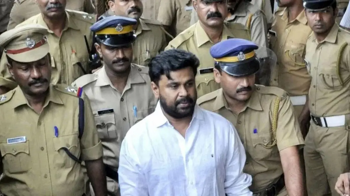 بازیگر مشهور هندی از اتهام ربودن زن بازیگر مشهور تبرئه شد! 