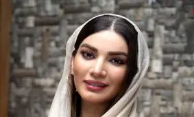 حرکات عجیب و غریب متین ستوده در برنامه سال نو شبکه ۳/ ویدئو