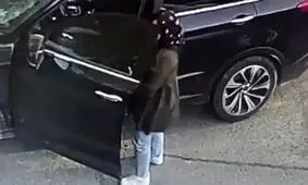 فیلم زورگیری خشن از دختر جوان در ستارخان تهران/ ویدئو