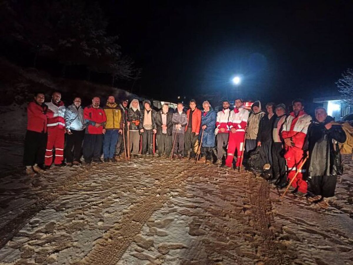 نجات ۲۲ کوهنورد در ارتفاعات شاهو