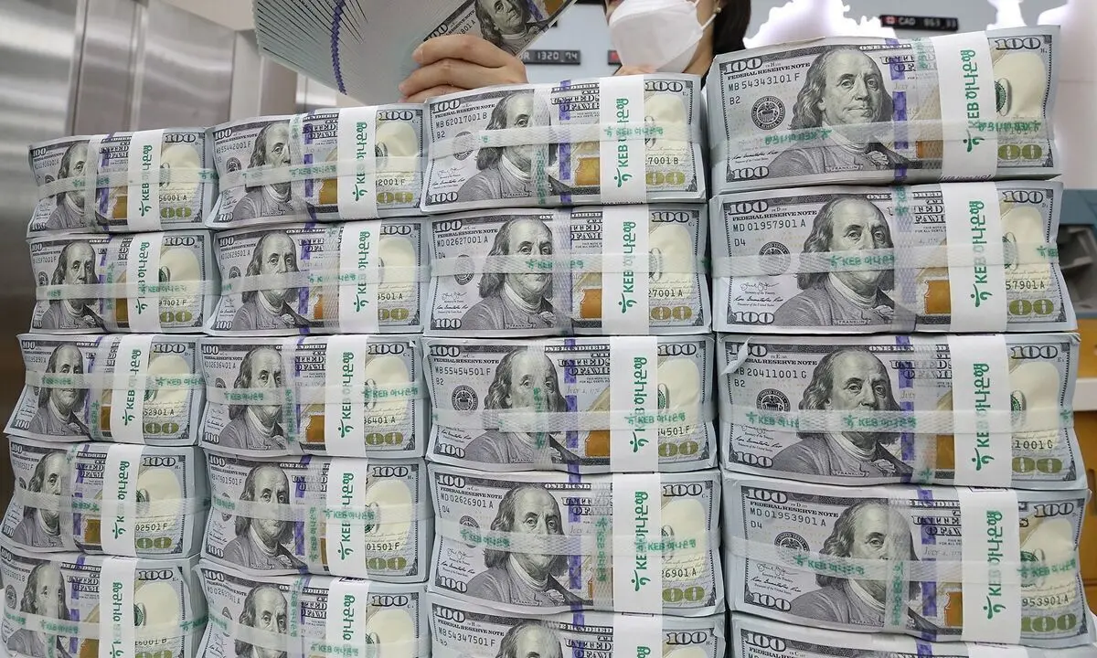 تهدید سلطنت دلار؛ امکان جایگزینی پول آمریکایی در کوتاه مدت وجود ندارد؟