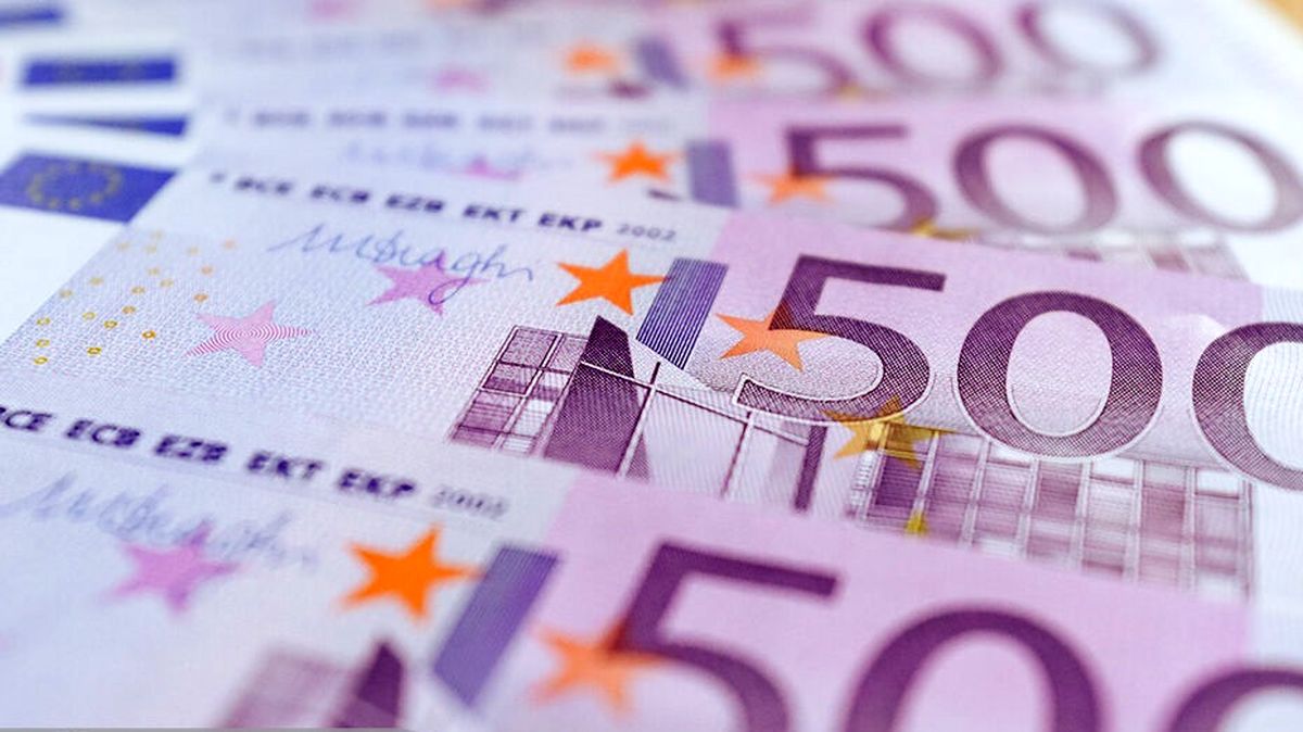 کاهش قیمت یورو در اولین هفته اردیبهشت