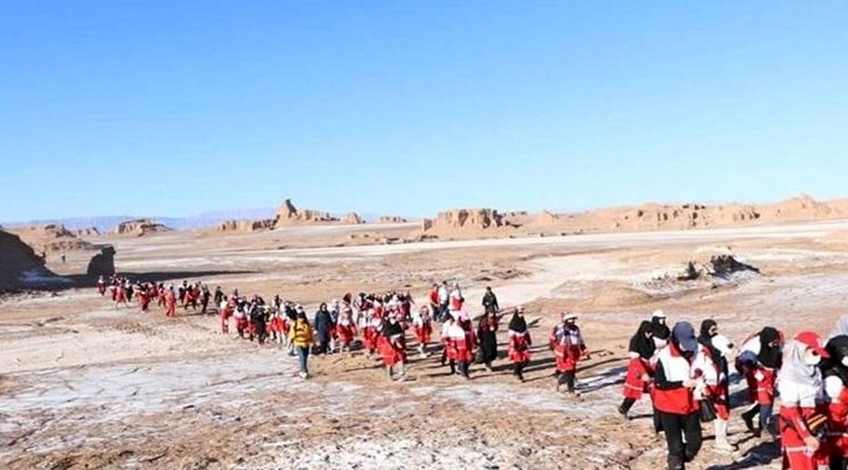 ۱۰ گردشگر در کویر طبس گم شدند