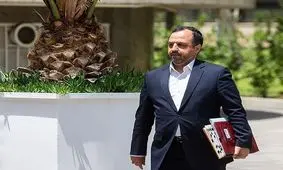 وزیر اقتصاد: متاسفانه شیطنت کردند و عبارت اول را رسانه ای کردند