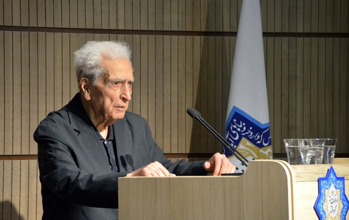 باران، نه رگبار!/ اسلامی ندوشن مردی ایران‌دوست بود بی آنکه دشمن اسلام و شوونیست باشد/ دردمند بود بی آنکه ادا دربیاورد