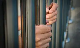 قصاص برای پسر دورگه ایرانی-اروپایی که پدر ثروتمندش را به قتل رساند

