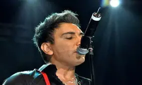 سجده شادمهر عقیلی مقابل هواداران ایرانی/ ویدئو