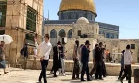 یورش ۱۴۰۰ شهرک‌نشین یهودی به مسجد الاقصی

