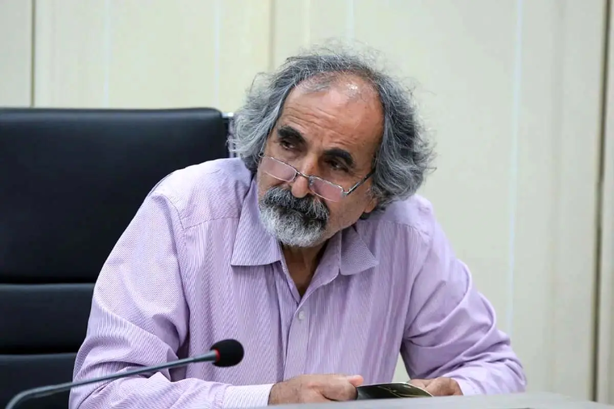 آزاد ارمکی: پزشکیان در مقابل جامعه قرار گرفته است/ آن‌هایی که به رقیب پزشکیان رأی دادند هم سرخورده شدند 