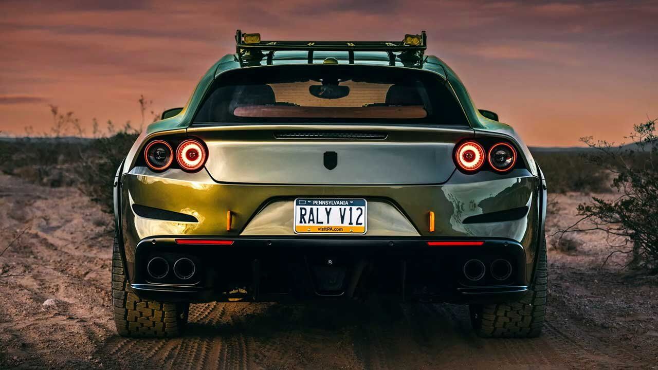 فراری به آفرود می‌رود / غرش موتور ۱۲ سیلندر در بیابان‌ها