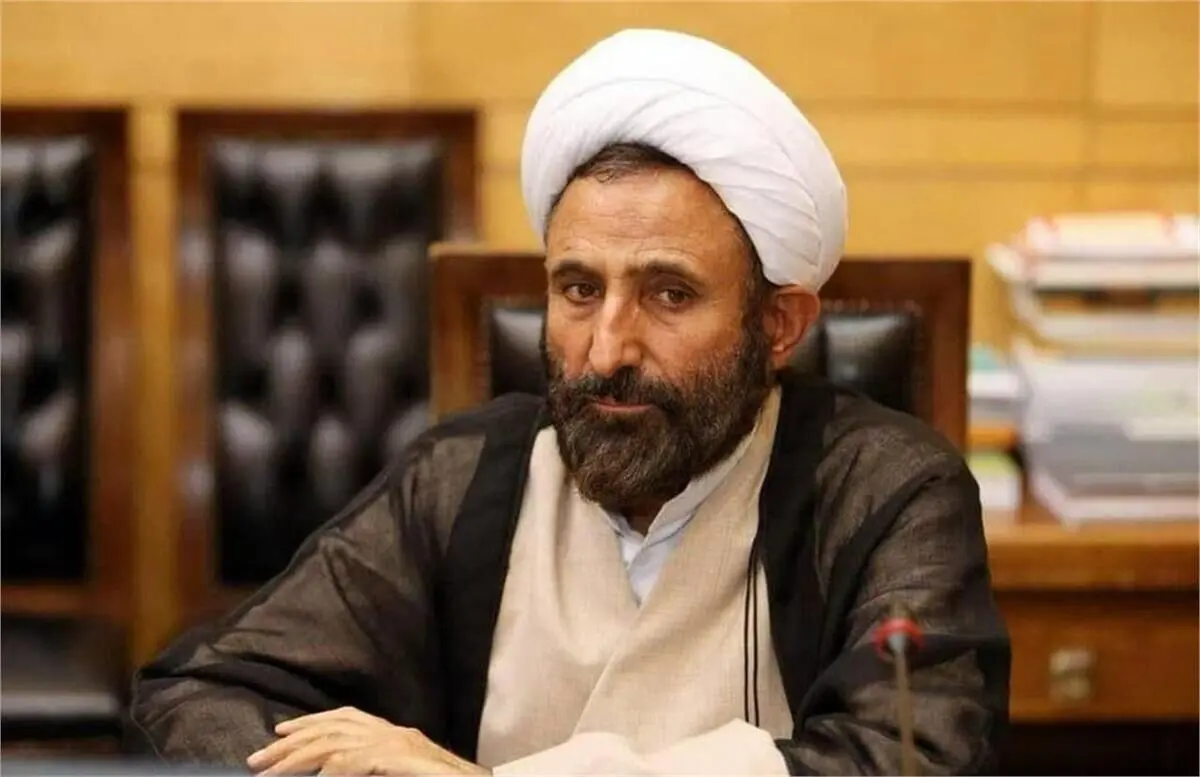 نماینده مجلس از ادعا‌های خود عقب‌ نشینی کرد: مطالب گفته شده درباره مسئله حجاب مثال بود/ خلا قانونی نداریم