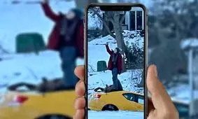 غرق کردن خودرو برای گرفتن عکس سلفی/ ویدئو