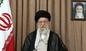 سفر به تاریخ؛ «رهبر انقلاب» در حال قدم زدن در خیابانی در کشور چین؛ سال 1368 