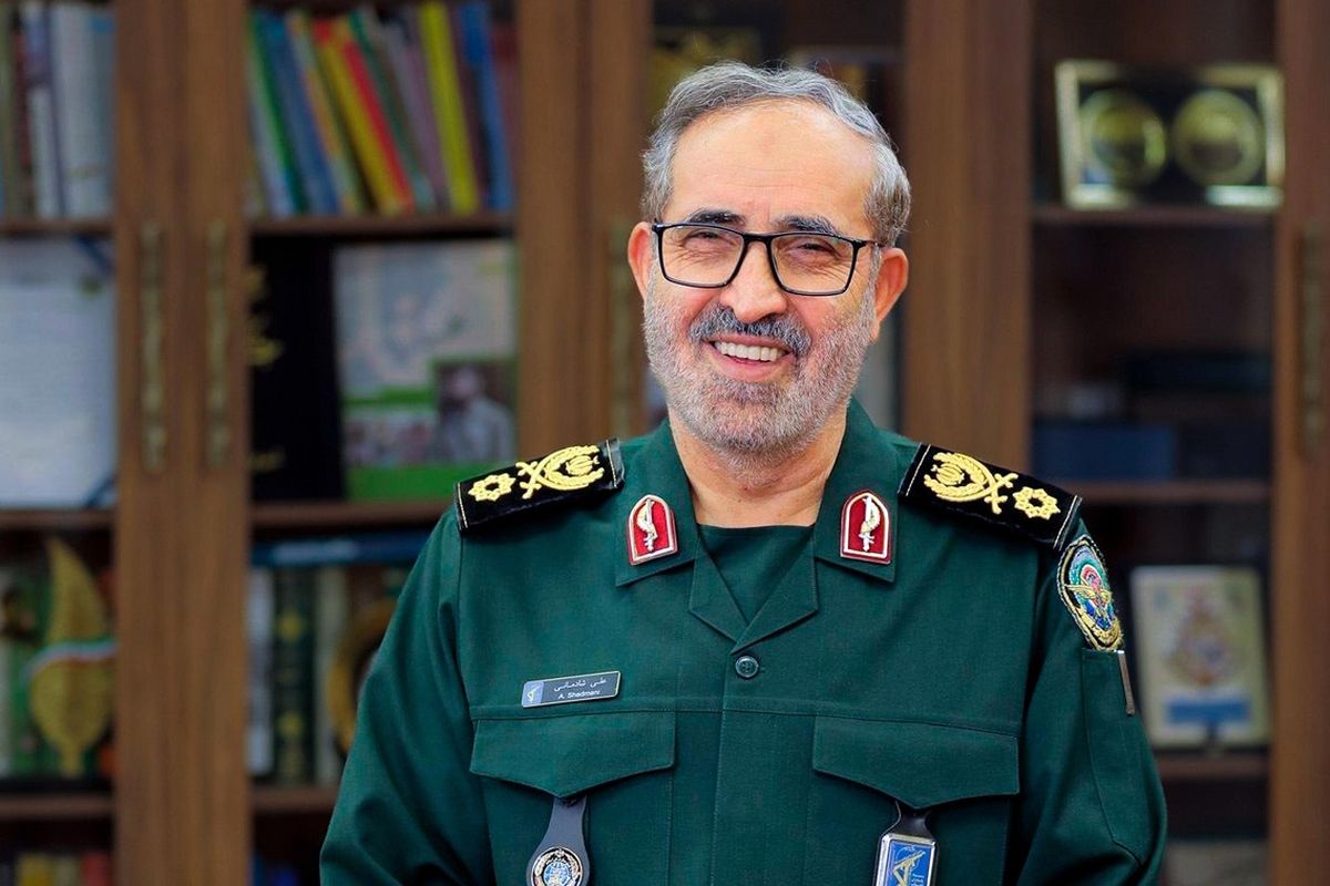 دیدار شهید شادمانی با فیلسوف سرشناس روسیه