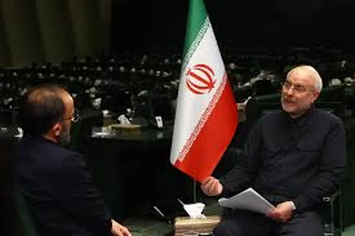 قالیباف: فرمانده‌کل‌ قوا در چندساعت، نیروی نظامی را از شوک خارج کرد/ ایشان مثل سال۵۹ در اتاق جنگ بودند و به صورت حضوری فرماندهان را توجیه می‌کردند/ ویدئو