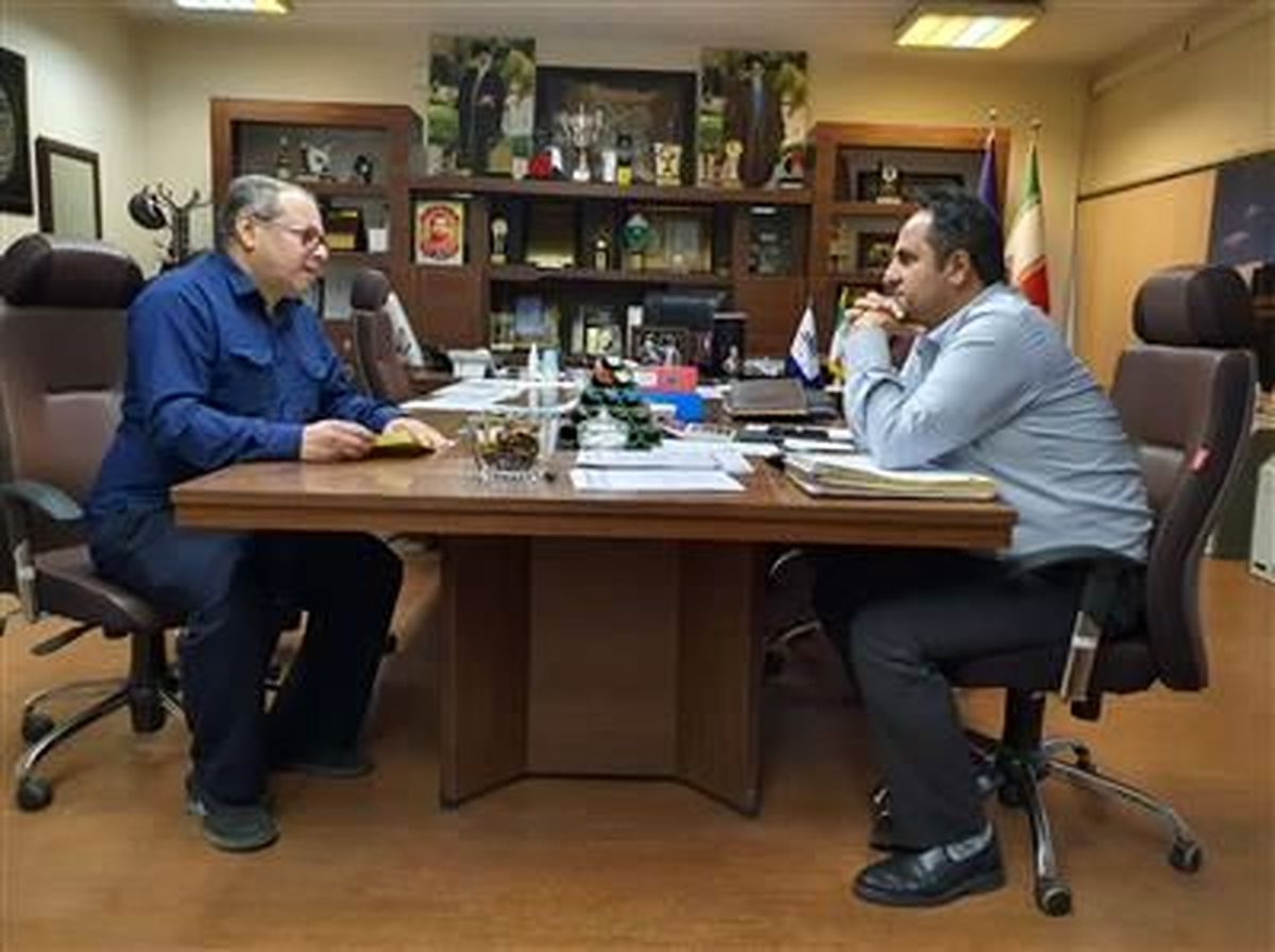 شکوفایی تولید و ترزیق خودباوری در شرکت لوله سازی اهواز/ تدبیر احمدی و نجات لوله سازی اهواز از ورطه ورشکستگی و نابودی
