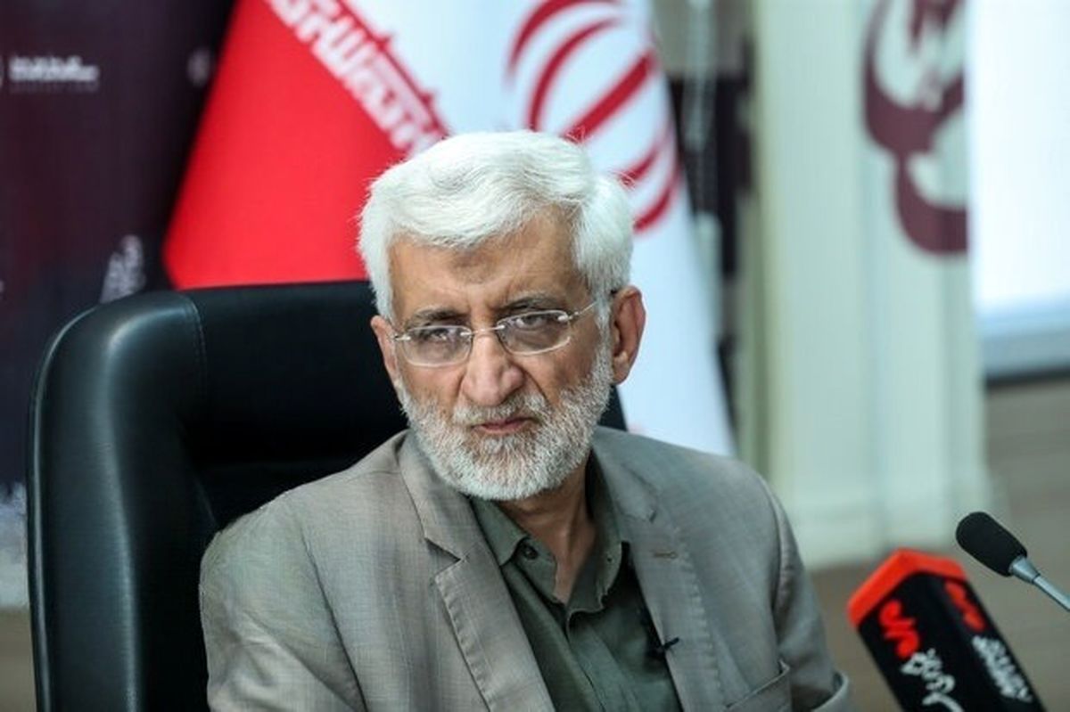 واکنش جلیلی به اظهارات ظریف در داووس: دستگاههای امنیتی و اداری وظیفه خود را انجام دهند / آن حرف نادرست هم باید در افکار عمومی محکوم شود