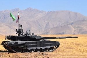 لحظه پیچیدن تانک آبی ارتش ایران مقابل تانک زیمباوه در مسابقات بیاتلون تانک ۲۰۲۲/ ویدئو

