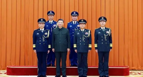 قربانی در جنگ جانشینی | چگونه معتمدترین فرد به رهبر چین از دایره قدرت بیرون رفت؟