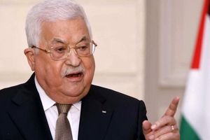 شهردار پاریس شهروندی محمود عباس را به خاطر اظهاراتش درباره هولوکاست، لغو کرد

