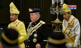 پادشاه «ابراهیم ابن المرحوم سلطان اسکندر» سوگند یاد کرد/ ویدئو