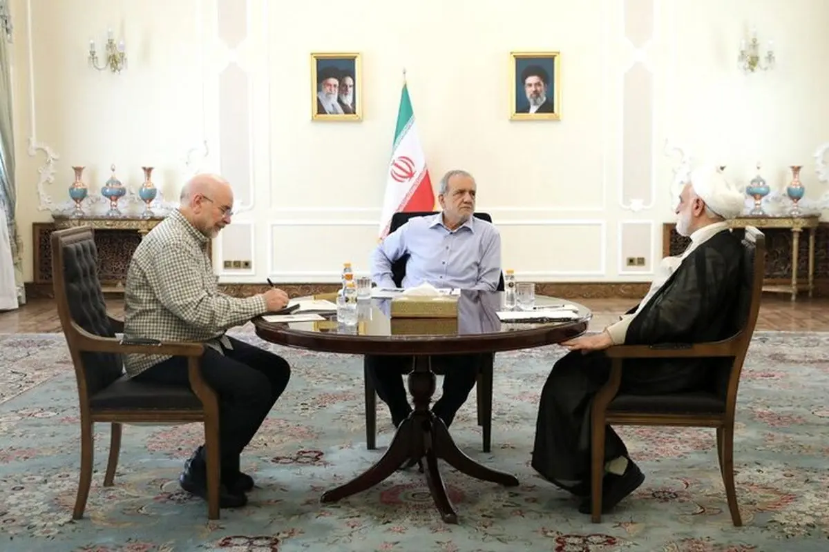 سران قوا درباره اولویت‌های کشور بحث و گفتگو کردند
