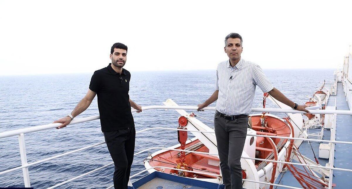 شوخی عادل با طارمی روی کشتی در سواحل بوشهر با چاشنی تایتانیک/ ویدئو