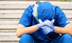 گروکشی از رزیدنت‌ها برای مهاجرت نکردن/ وثیقه بگذار بعد درس بخوان