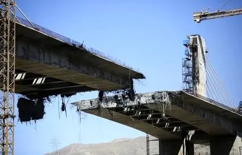 2 ویدئو از زاویه های متفاوت از حمله 13 فروردین به پل B۱ کرج