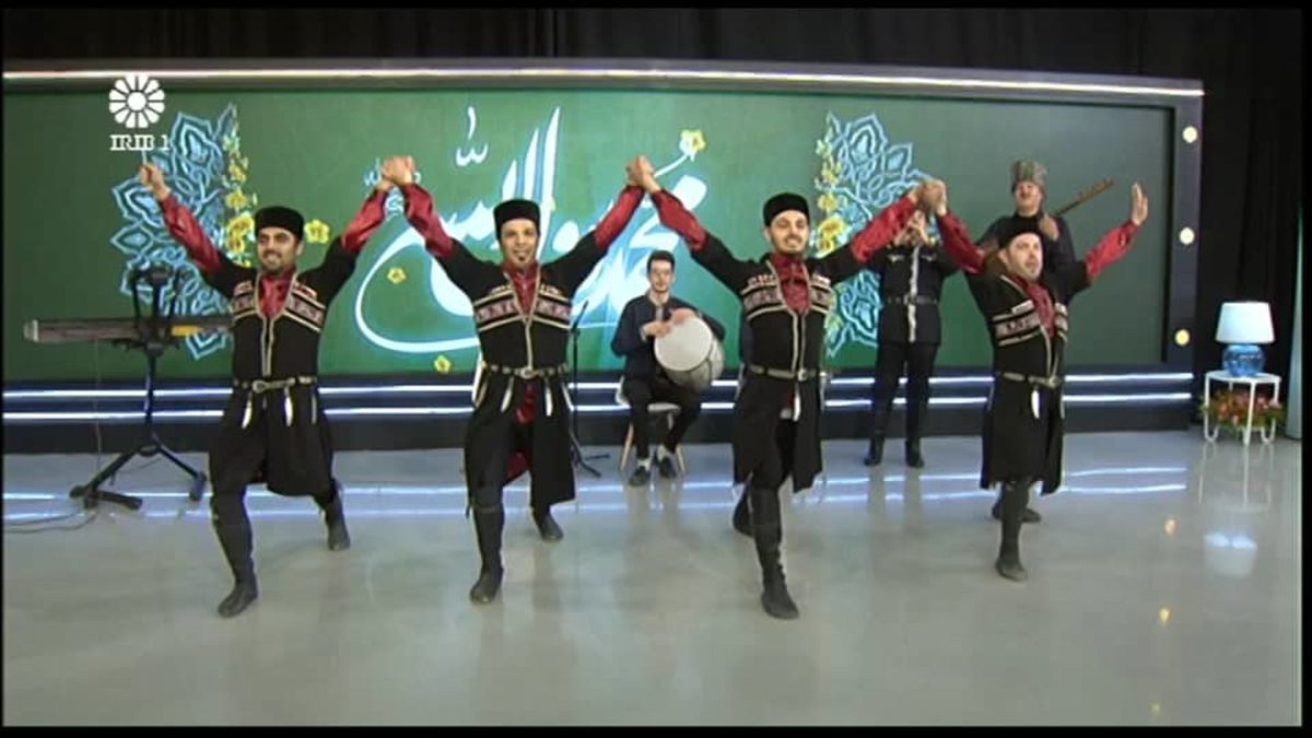 رقص آذربایجانی رفتار خلاف عفت و اخلاق عمومی نیست/ عکس


