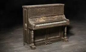 کشف گنج کیسه‌های پر از سکّۀ طلا از یک پیانوی قدیمی