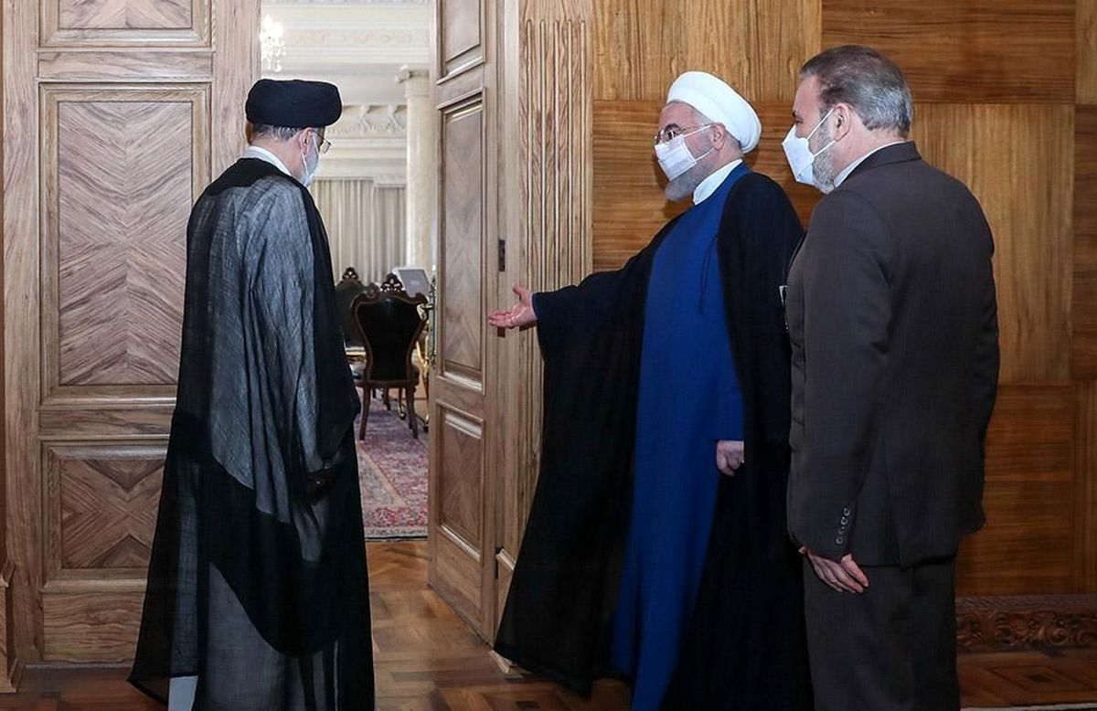 حضور همزمان روحانی و رئیسی در انتخابات خبرگان / شما به کدام چهره رای می‌دهید؟