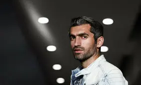 تیمی مثل استقلال نباید ۱۰ سال بدون قهرمانی باشد
 

