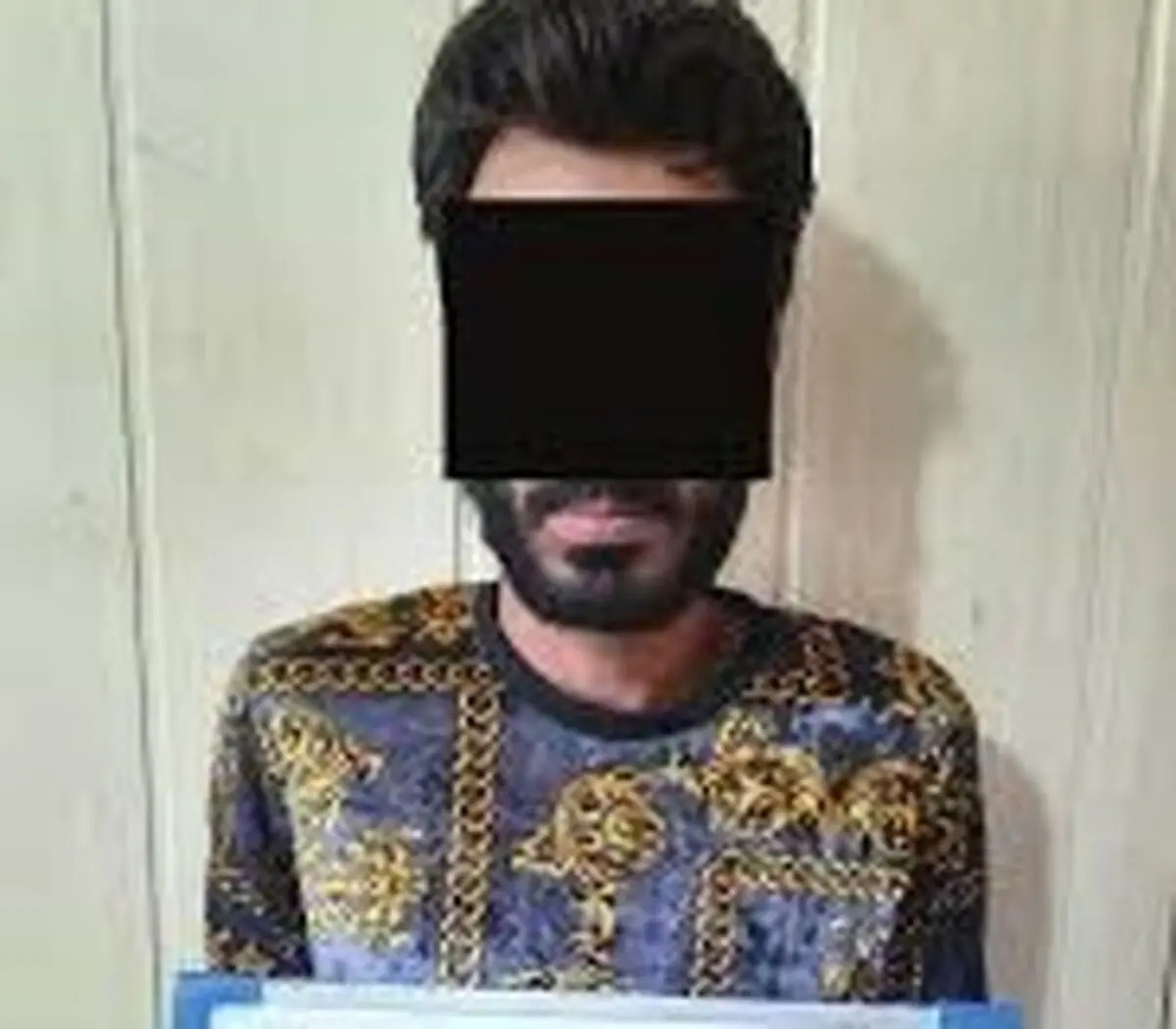 جغد شوم باغ ویلاها ،آواز زندان خواند