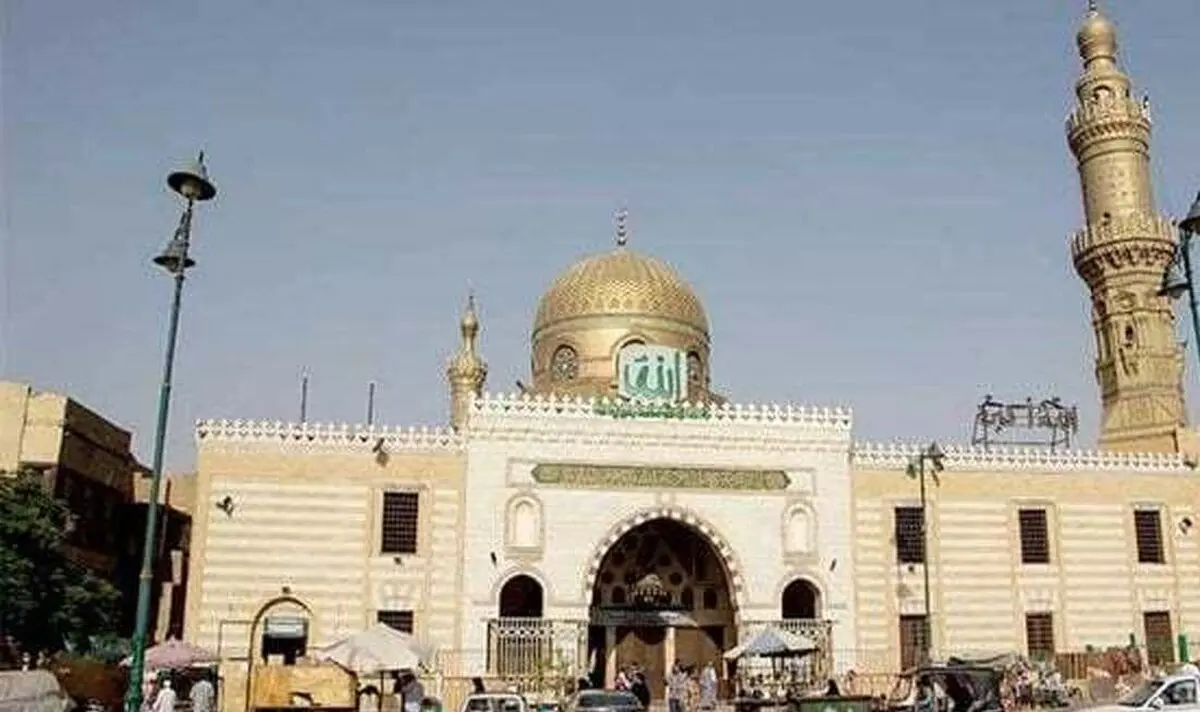 بازگشایی بارگاه حضرت نفیسه، نتیجهٔ امام حسن مجتبی (ع، توسط رئیس جمهوری مصر/ ویدئو

