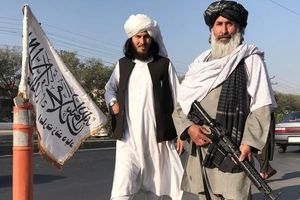 ادعای رسانه انگلیسی: 4 مقام سپاه در سفر به افغانستان در پی یافتن «لیست مرگ» هستند!/ طالبان در ازای همکاری، خواستار به رسمیت شناختن رسمی خود توسط ایران شده‌اند
