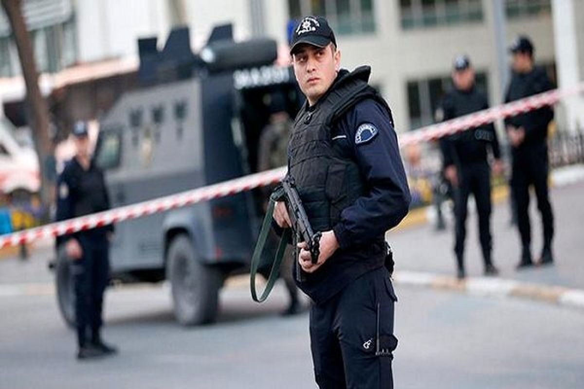 اولین تصاویر از عملیات پلیس مبارزه با مواد مخدر علیه بازیگران و سلبریتیها/ ویدئو