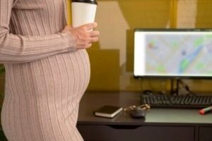 حاملگی ساختگی خانم کارمند به خاطر مرخصی با حقوق