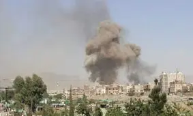حمله هوایی عربستان به بازاری در شمال یمن
